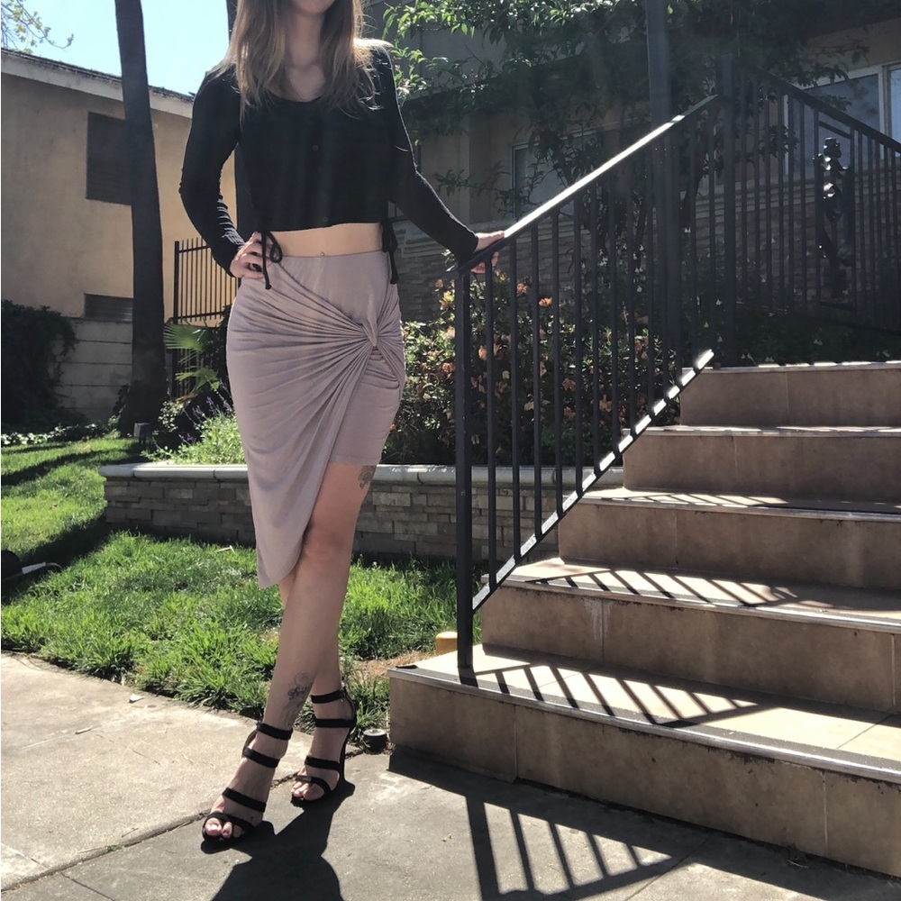Elegant Pink Beige Charlotte Russe Skirt